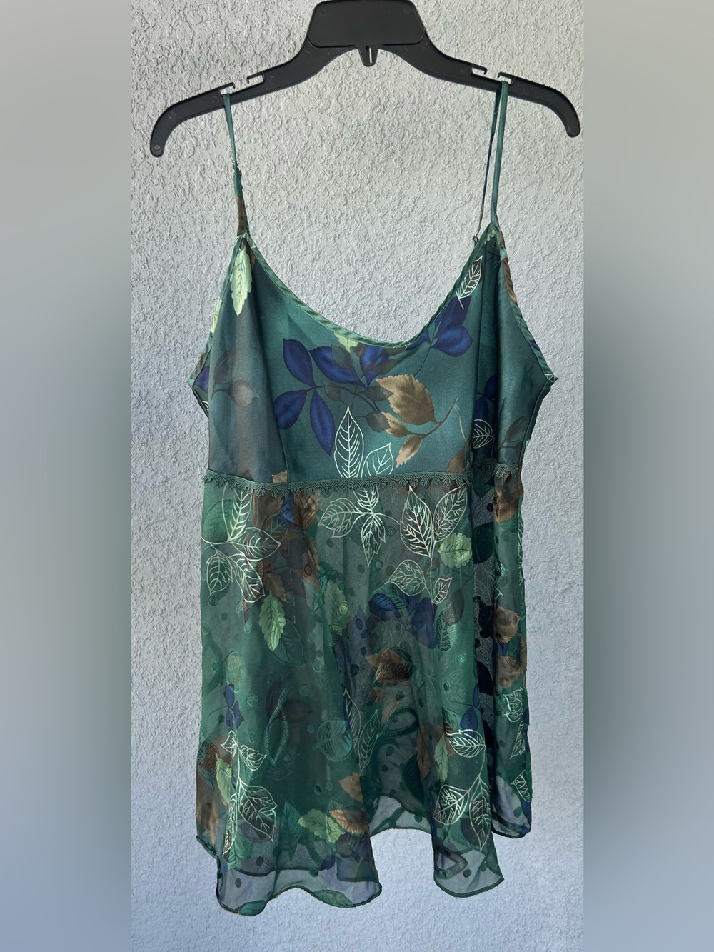 California Dynasty Vintage Leaf Print Sheer Lower Part Nightgown *Read Desc.